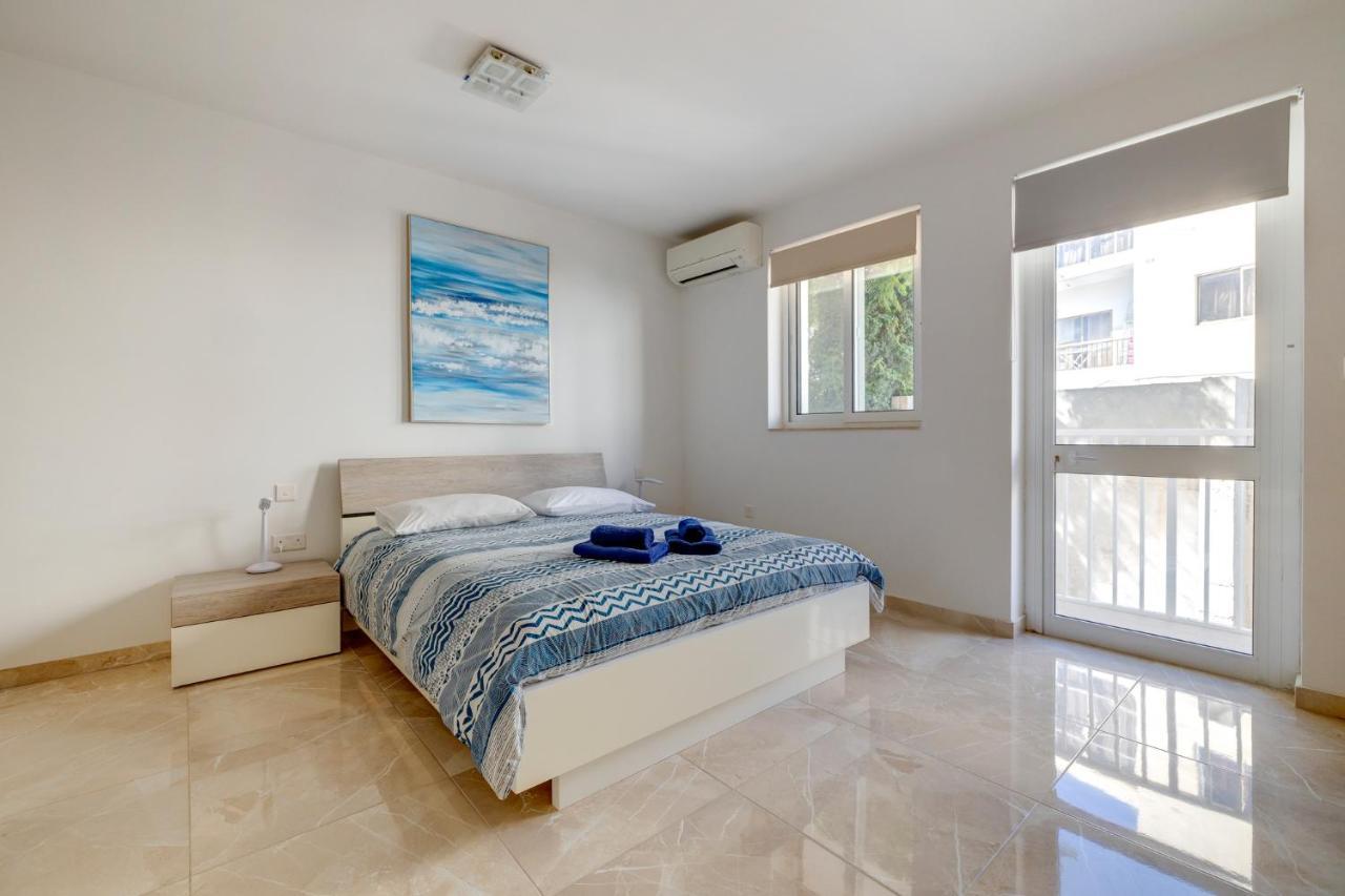 Marvellous 3Br Apartment In Central St Julians St. Julian's Exterior foto