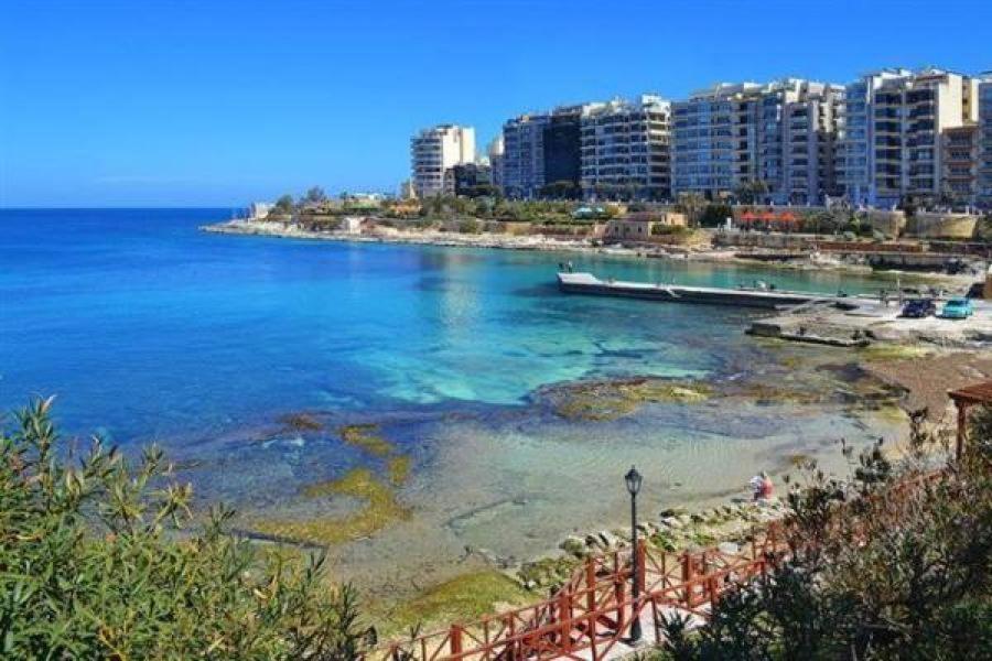 Marvellous 3Br Apartment In Central St Julians St. Julian's Exterior foto